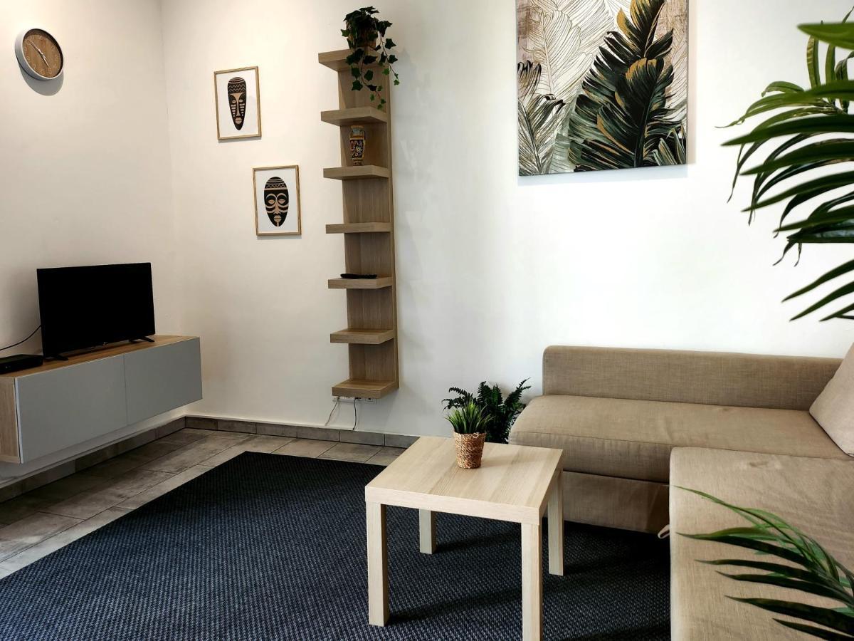 S18 "Garden In The City" Apartment Budapest Exteriör bild