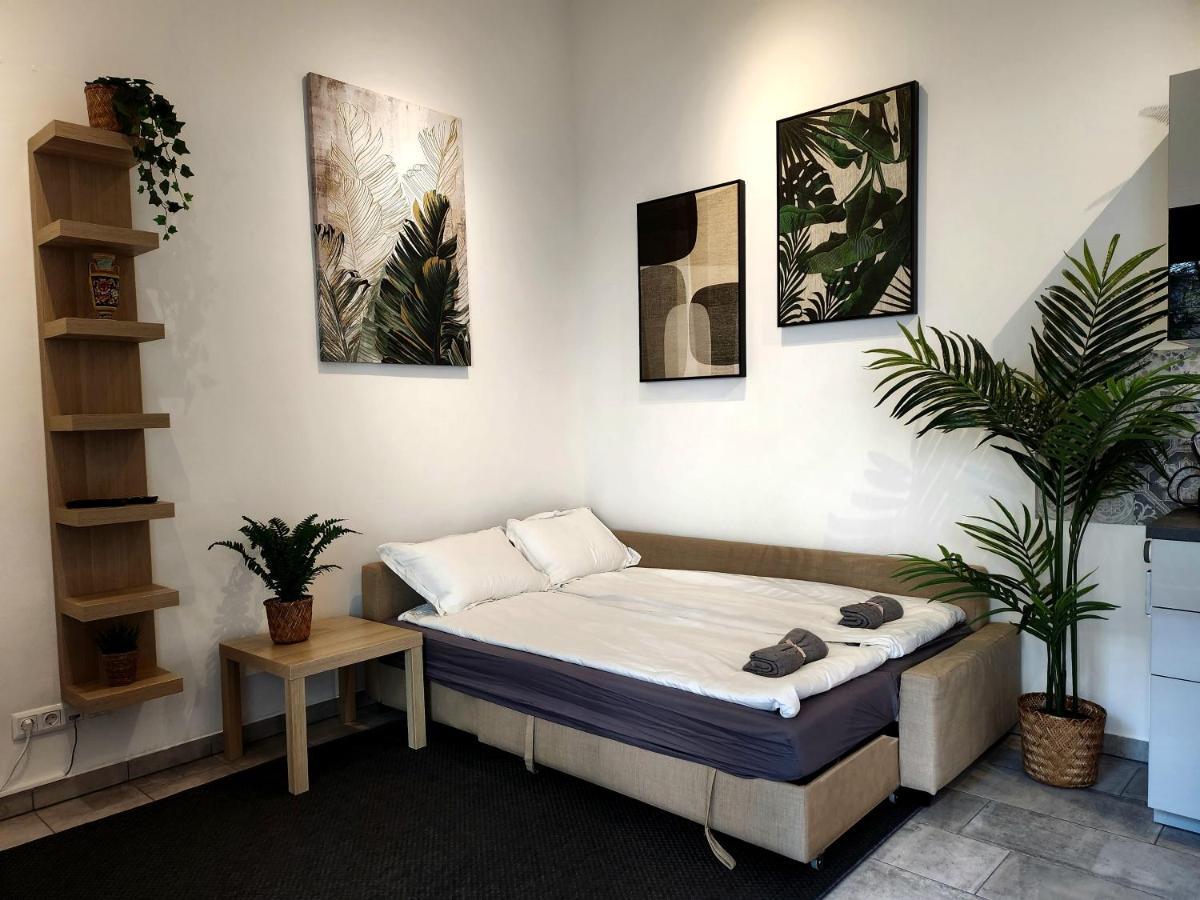 S18 "Garden In The City" Apartment Budapest Exteriör bild