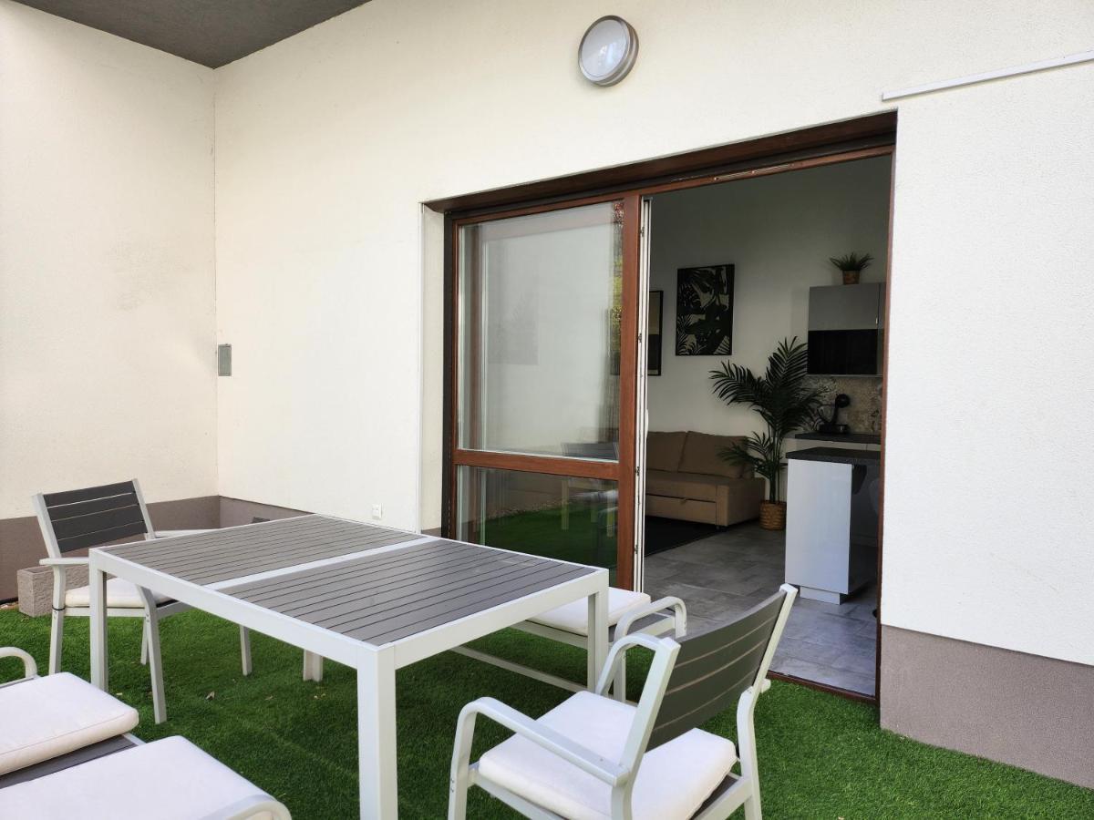 S18 "Garden In The City" Apartment Budapest Exteriör bild