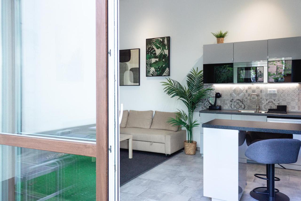 S18 "Garden In The City" Apartment Budapest Exteriör bild