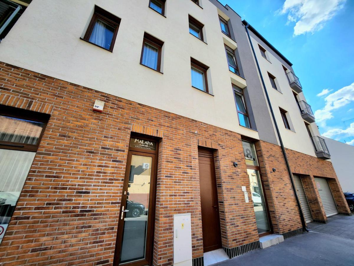 S18 "Garden In The City" Apartment Budapest Exteriör bild